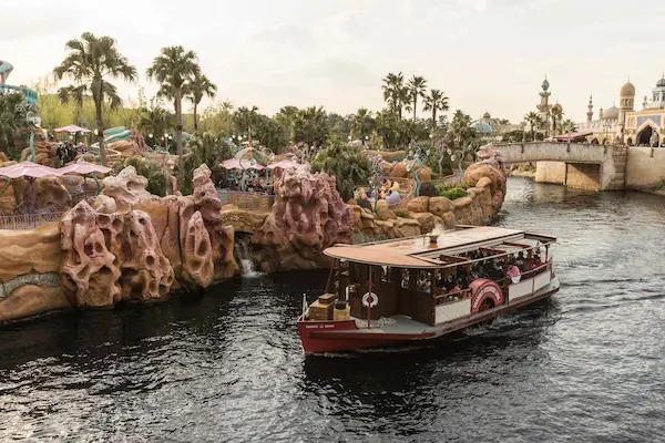 Transit Steamer and Arabian Coast (1)